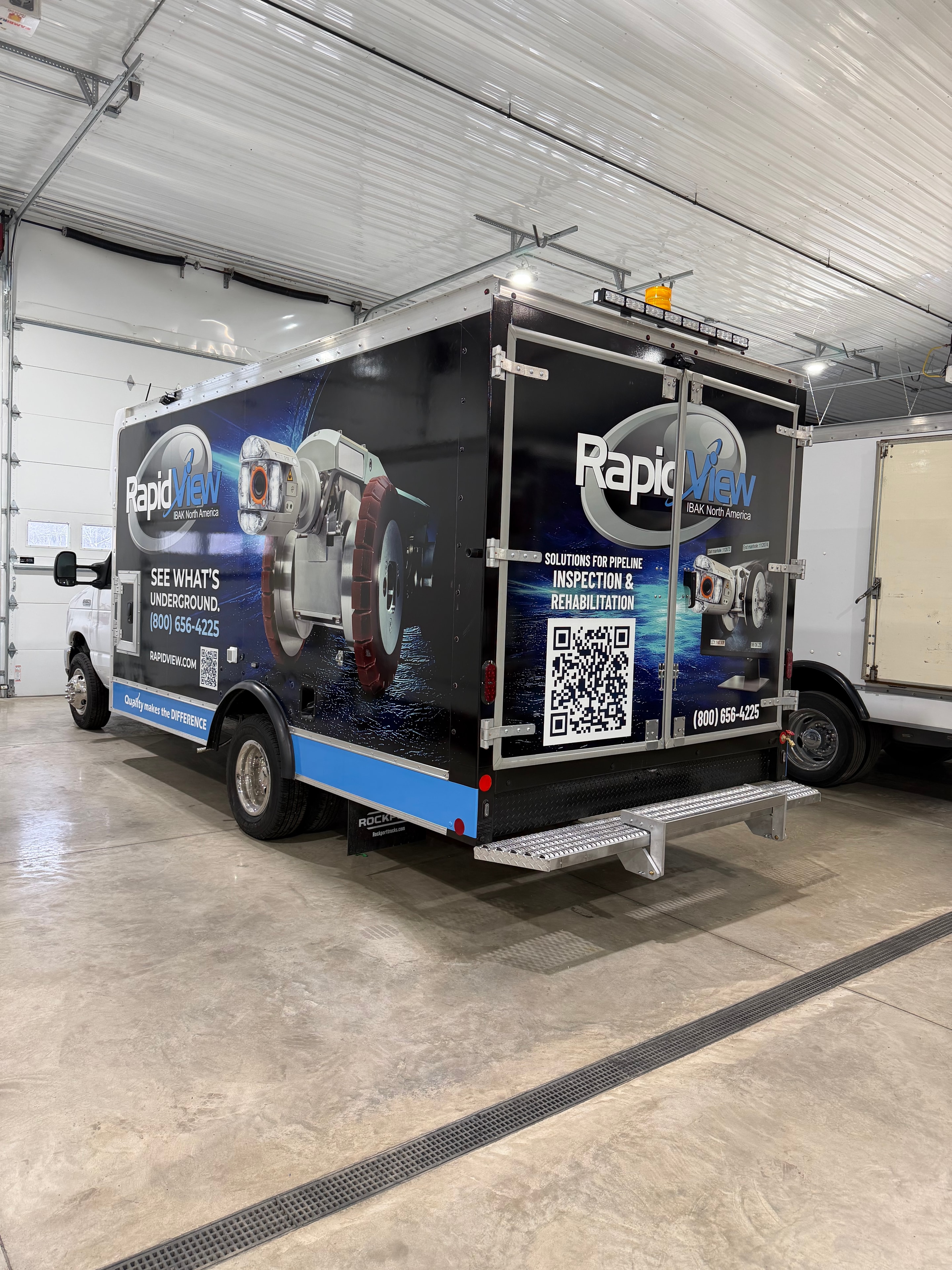 Commercial box truck wrap for rapidview